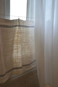 simple curtain - cafe clips, wire and grain sack cloth